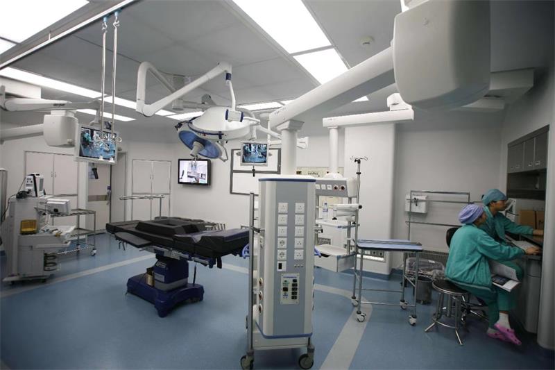 重庆千级层流手术室